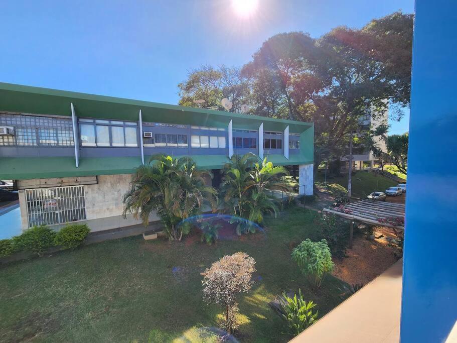 Apartamento A Kit Da Porta Azul *